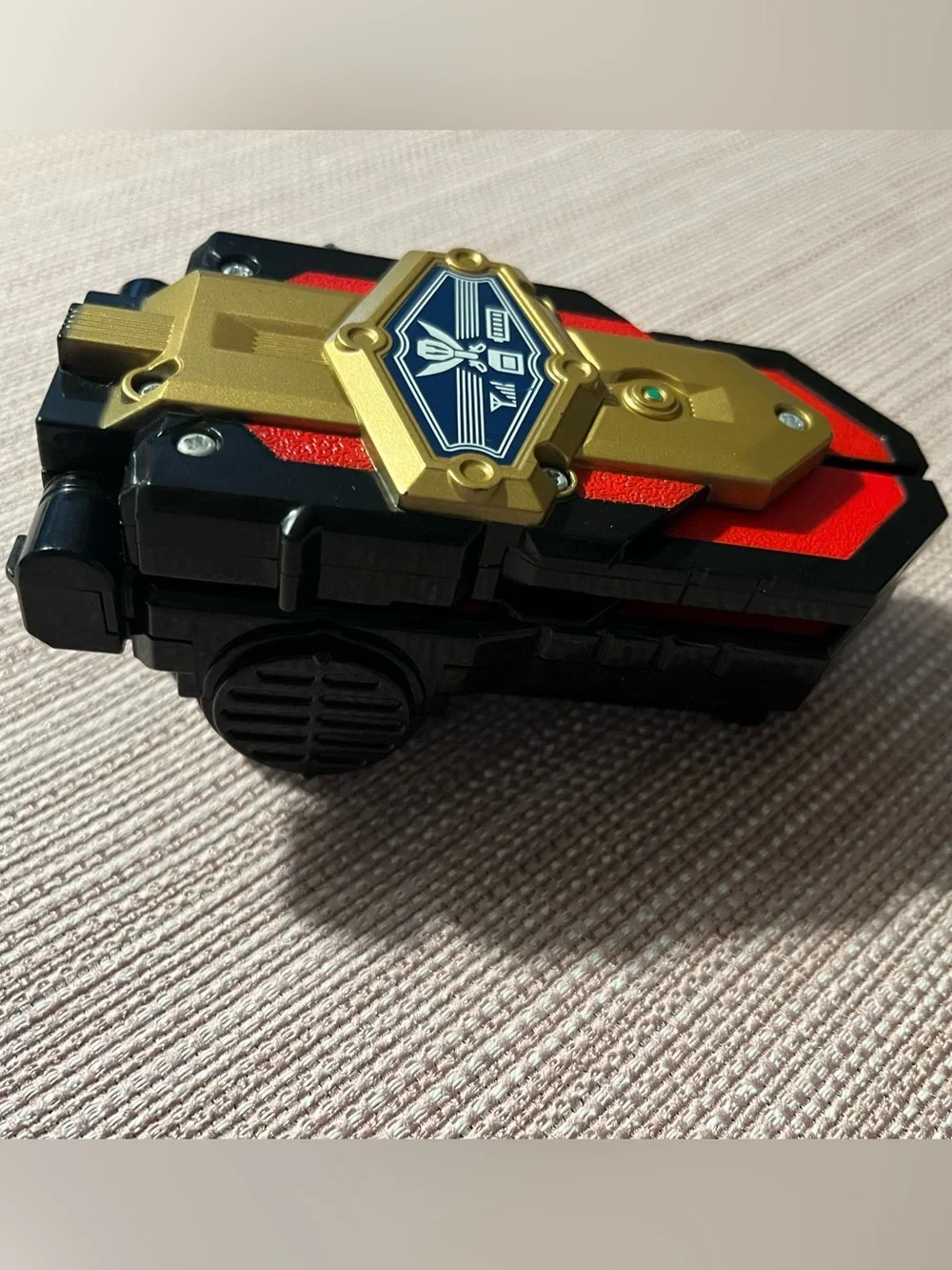 Power Rangers Super Megaforce Deluxe Legendary Morpher With 2 Keys